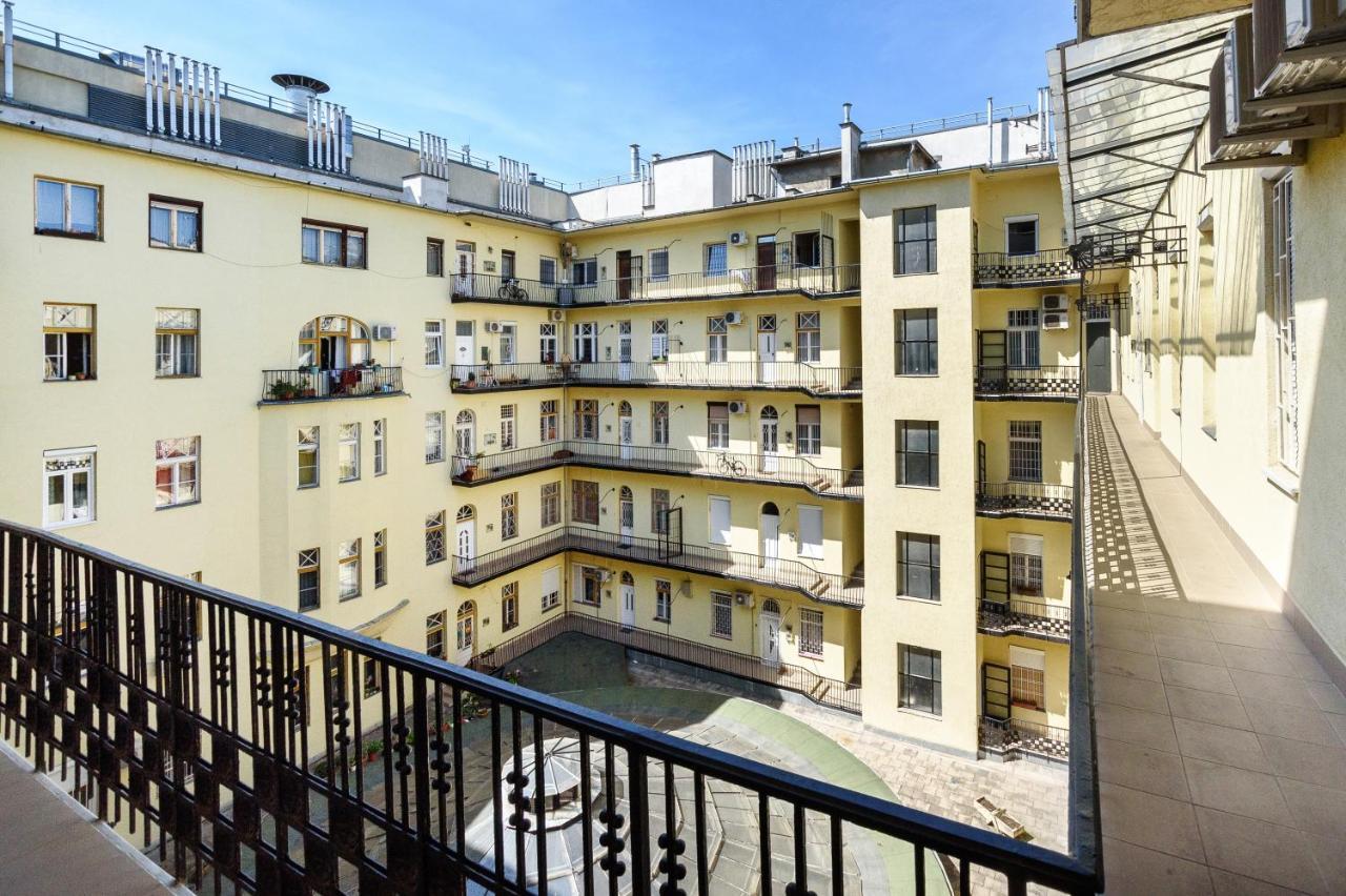 Rakoczi Road Central Location Budapesta Exterior foto
